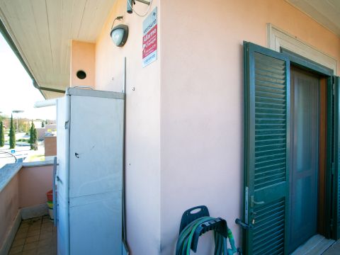 Via Lino Liviabella, 99 - Roma