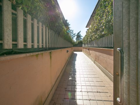 Via Lino Liviabella, 99 - Roma