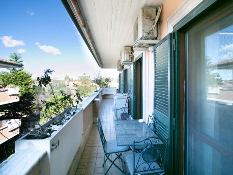 Via Lino Liviabella, 99 - Roma