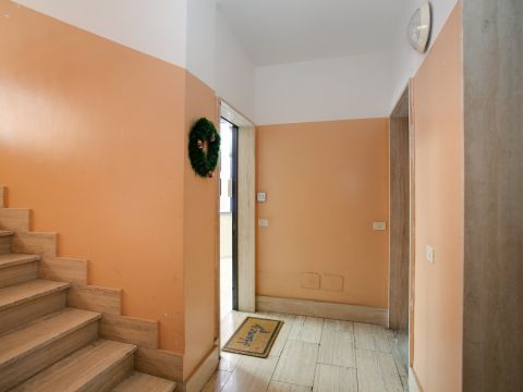 Via Lino Liviabella, 99 - Roma