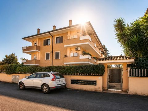 Via Lino Liviabella, 99 - Roma