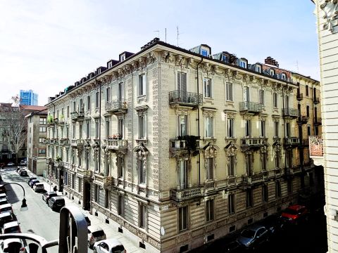 Via Michele Schina, 8 - Torino