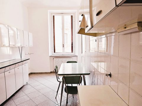 Via Michele Schina, 8 - Torino