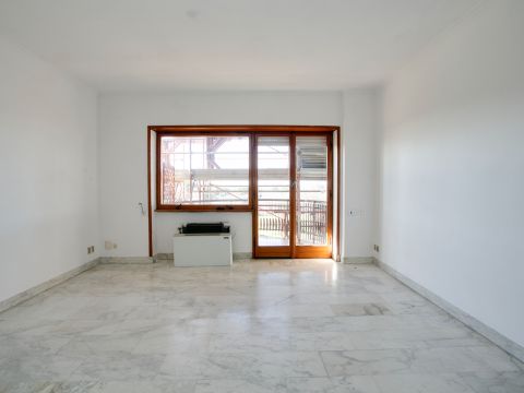 Via di Torre Rossa, 35 - Roma