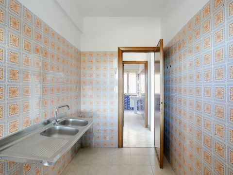 Via di Torre Rossa, 35 - Roma