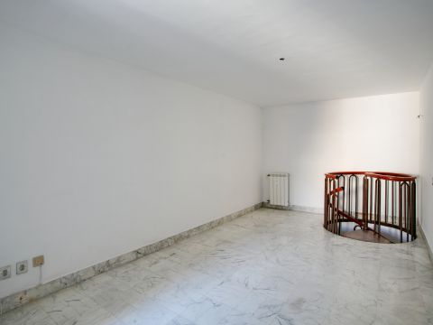 Via di Torre Rossa, 35 - Roma