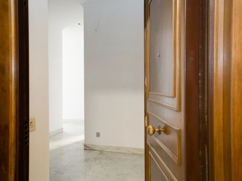 Via di Torre Rossa, 35 - Roma