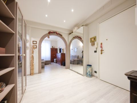 Via Gian Battista Monti, 36 - Genova