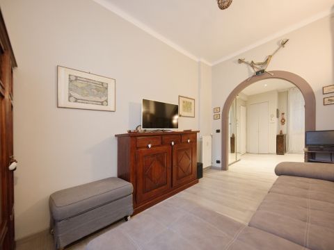 Via Gian Battista Monti, 36 - Genova