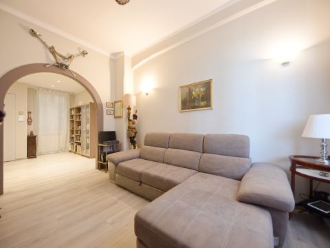 Via Gian Battista Monti, 36 - Genova