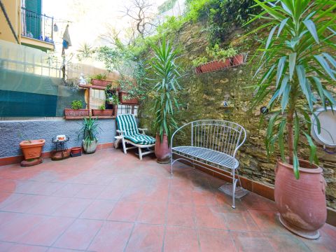 Via Gian Battista Monti, 36 - Genova