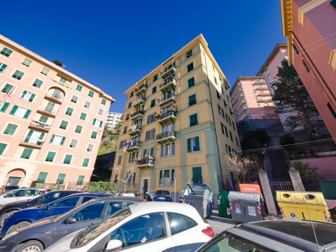 Via Gian Battista Monti, 36 - Genova