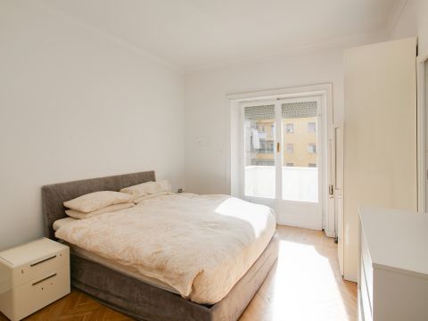 Via Collalto Sabino, 72 - Roma