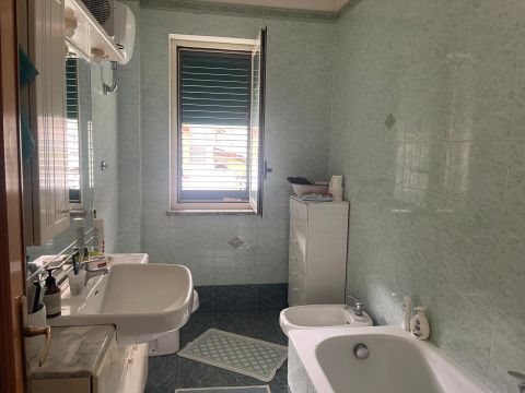 Via Mutulano, 20 - Lettere