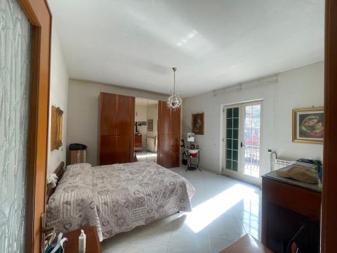 Via Mutulano, 20 - Lettere