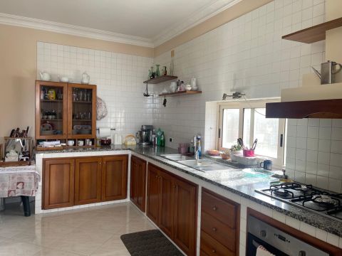 Via Mutulano, 20 - Lettere