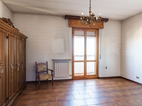 Via XXV Aprile, 32 - Mede