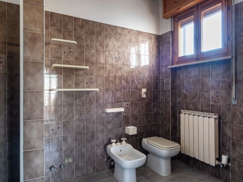 Via XXV Aprile, 32 - Mede