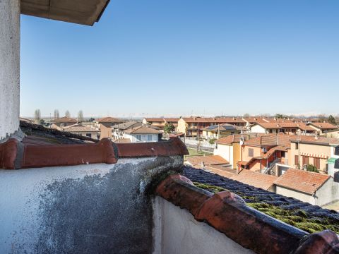 Via XXV Aprile, 32 - Mede