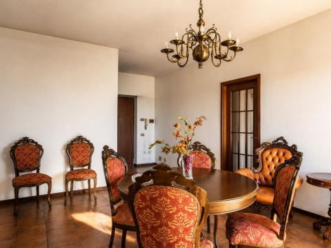 Via XXV Aprile, 32 - Mede