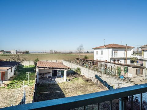 Viale Martiri della Libertà, 58 - Mede