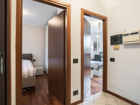 Via Sandro Pertini, 22 - Treviolo