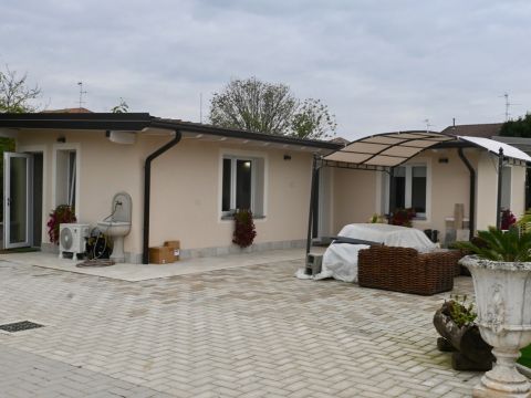 Via San Pietro, 12 - Garlasco