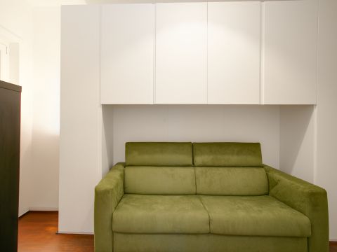 Via di Torre Rossa, 35 - Roma