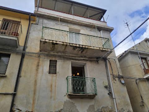 Via Giacomo Leopardi, 36 - Gioiosa Ionica