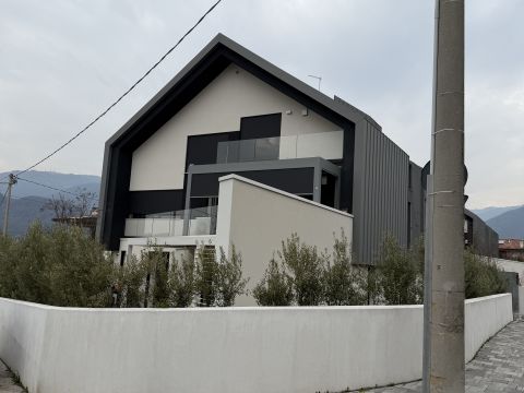 Via San Tarcisio, 32 - Bassano Del Grappa