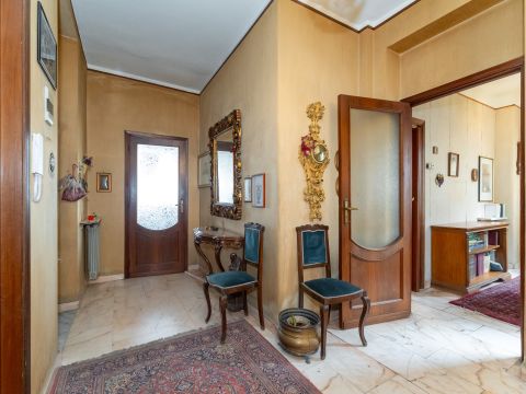 Via Vittorio Emanuele Orlando, 182 - Catania