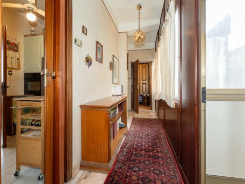 Via Vittorio Emanuele Orlando, 182 - Catania