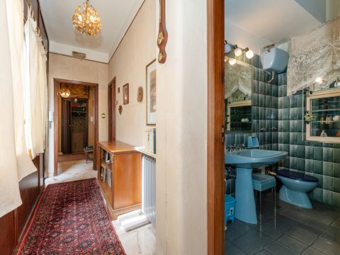 Via Vittorio Emanuele Orlando, 182 - Catania