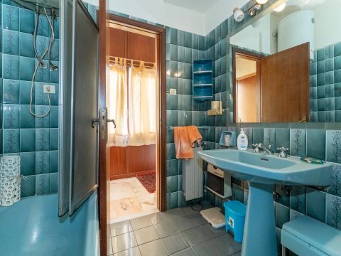 Via Vittorio Emanuele Orlando, 182 - Catania