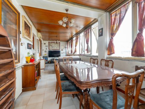 Via Vittorio Emanuele Orlando, 182 - Catania