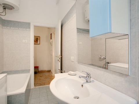 Via Genzano, 128 - Roma