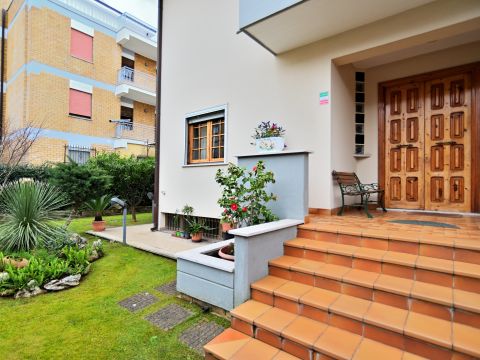 Via Ombrone, 5 - Latina