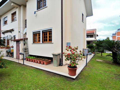 Via Ombrone, 5 - Latina