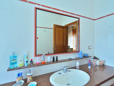 Via Ombrone, 5 - Latina