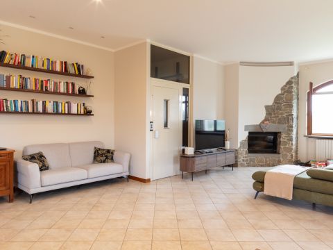 Via della Tinaia, 12 - Montecarlo