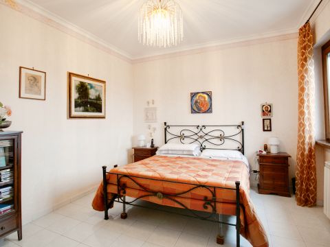 Via Bosco Marengo, 59 - Roma