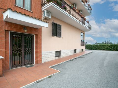 Via Bosco Marengo, 59 - Roma