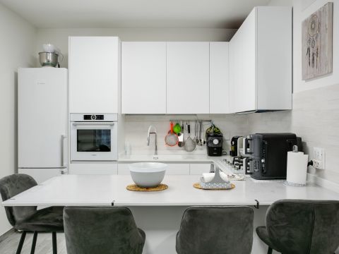 Via Ildebrando della Giovanna, 81 - Roma