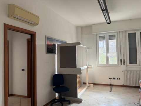 Largo Remo Coen - Parma