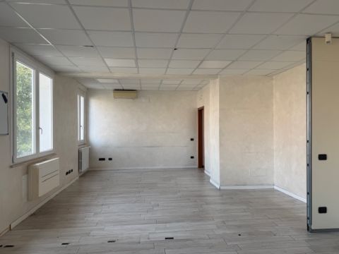 Largo Remo Coen - Parma