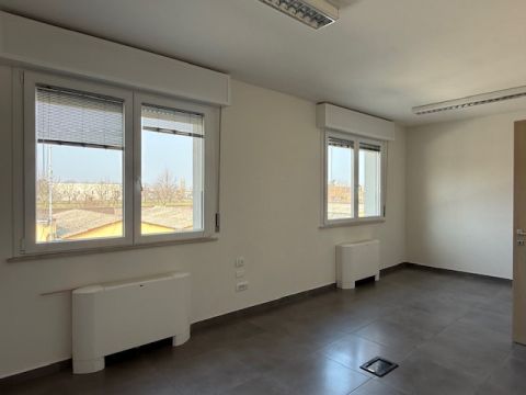 Largo Remo Coen - Parma