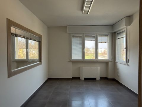 Largo Remo Coen - Parma