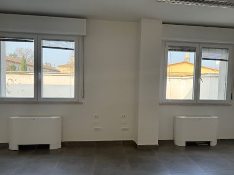 Largo Remo Coen - Parma