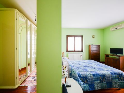 Via Philadelphia, 17 - Satriano