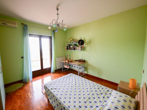 Via Philadelphia, 17 - Satriano